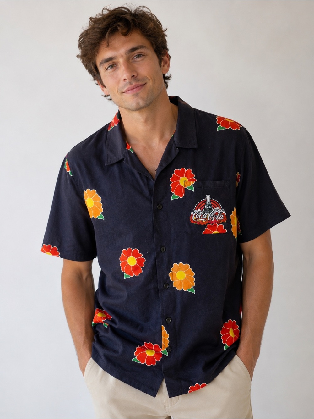 CocaCola 1971 Unity Collection Gray Hawaiian Shirt Mens M